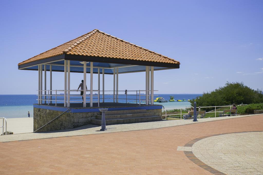 Boardwalk By Rockingham Apartments Екстериор снимка